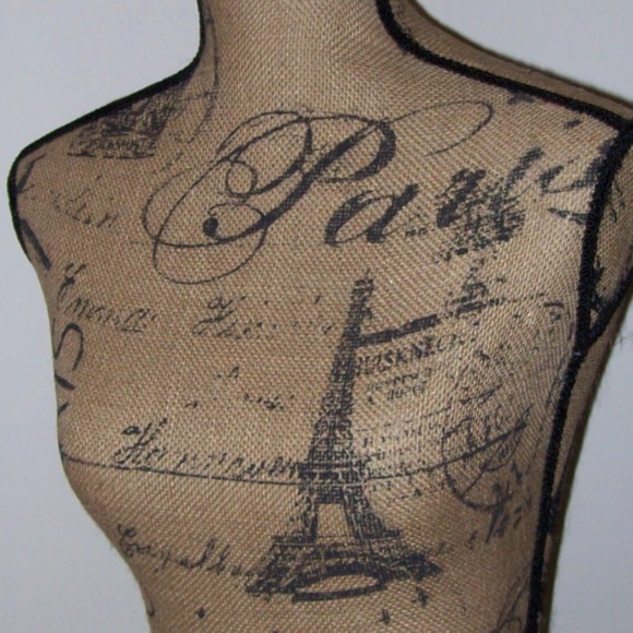 Meet your Posher, Lisa - Picture 2 of 2